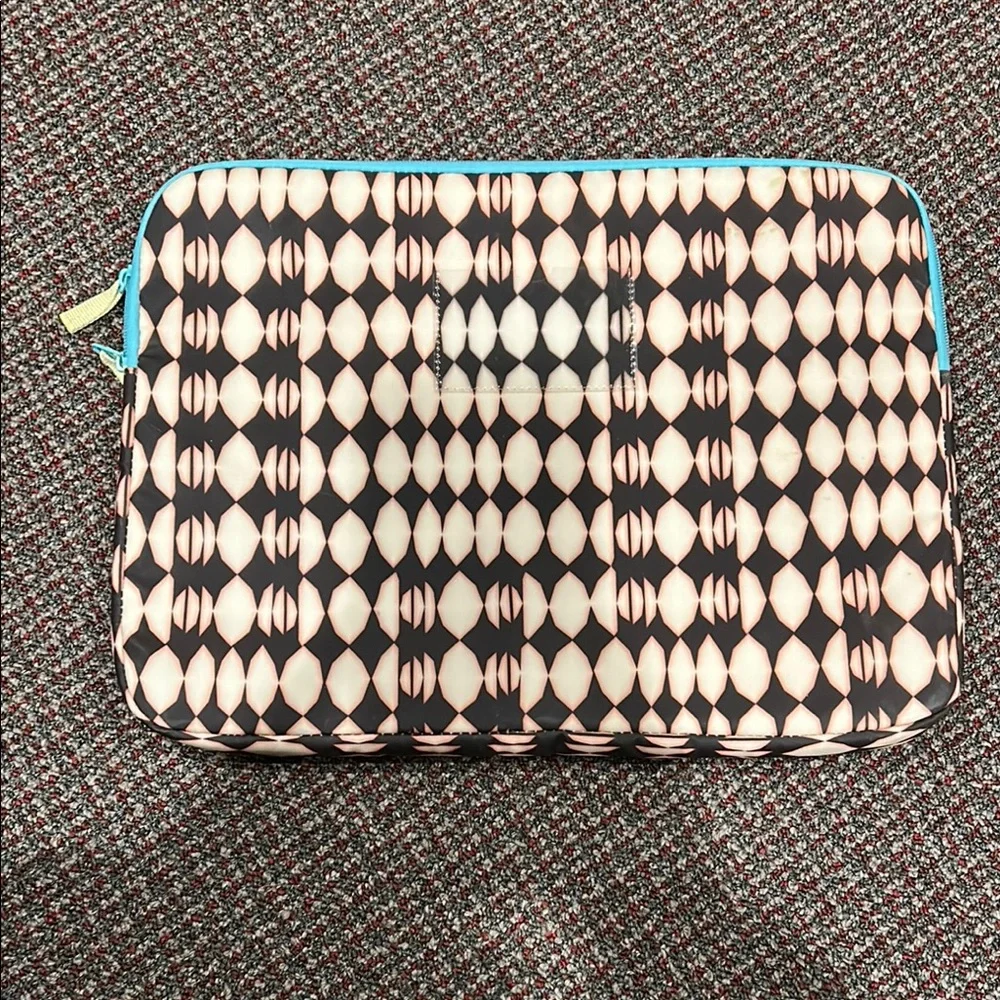 NWOT Laptop Case